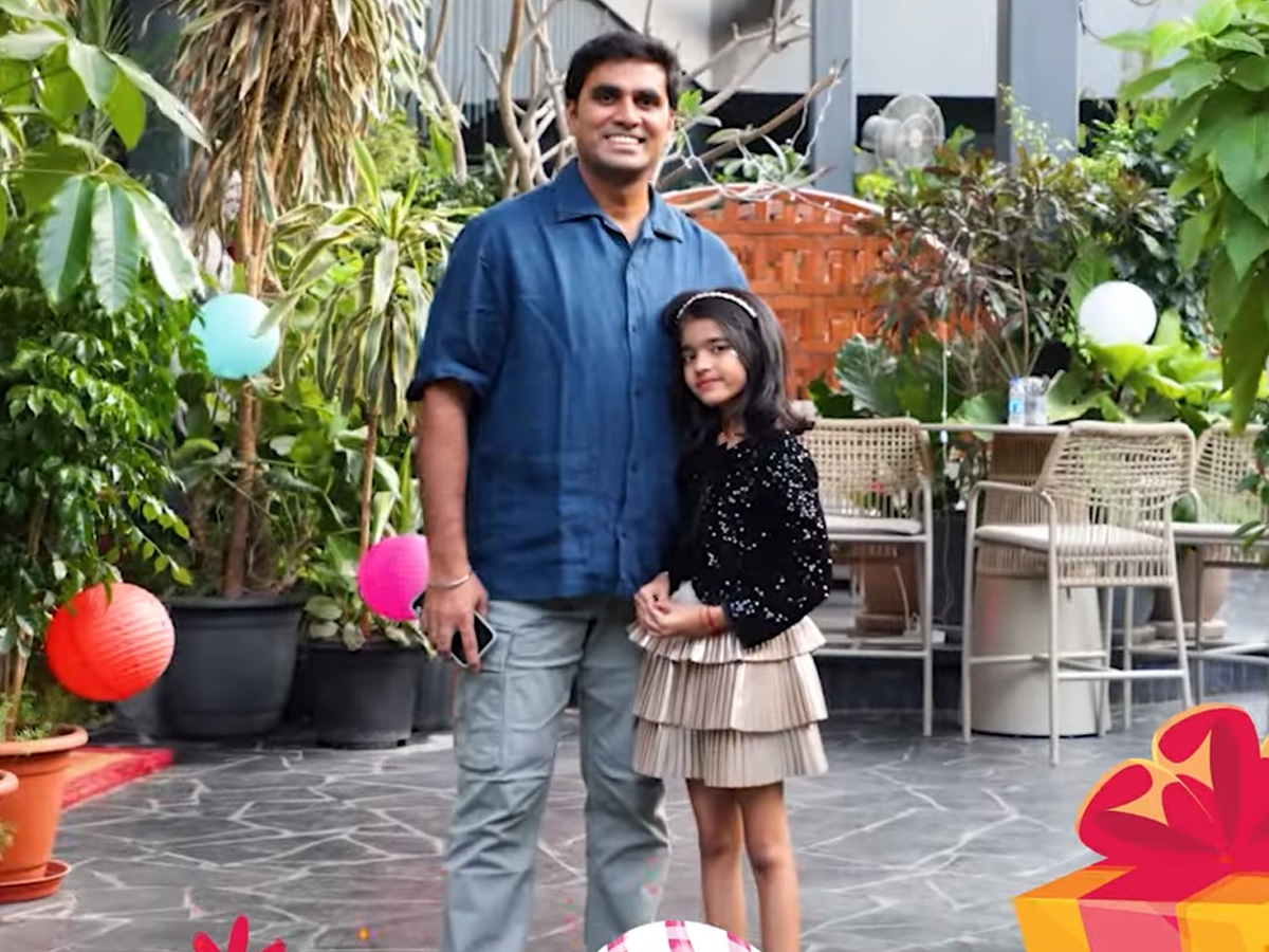 Anchor Ravi's daughter recently celebrated her tenth birthday7