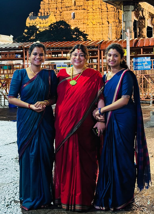 Telugu serial actors' Arunachalam trip (photos)3