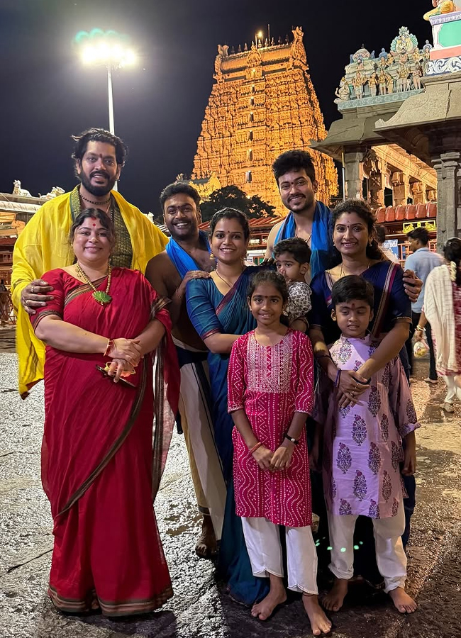 Telugu serial actors' Arunachalam trip (photos)16