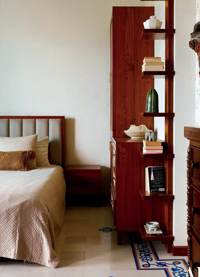 'Rajasab' beauty Malavika home tour (Photos)11