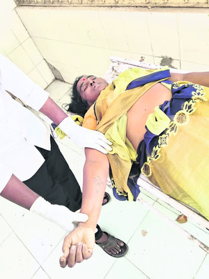 నిర్లక్ష్యంగా బైక్ నడిపిన యువకుడిపై కేసు నమోదు  2