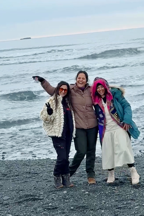 Actress Anasuya Bharadwaj Remember Solo Trip Memories Photos24