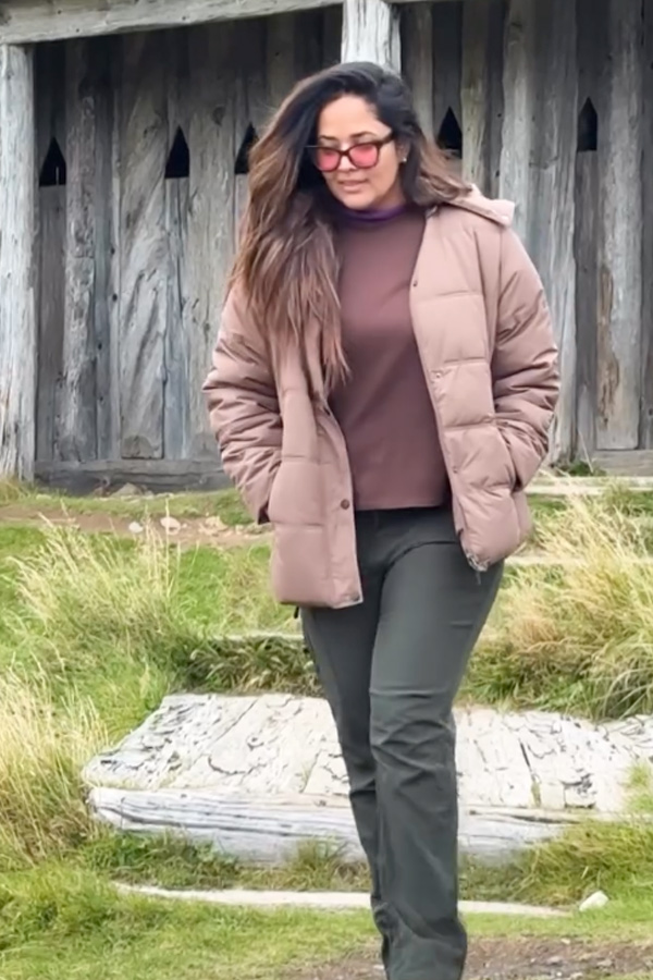 Actress Anasuya Bharadwaj Remember Solo Trip Memories Photos9