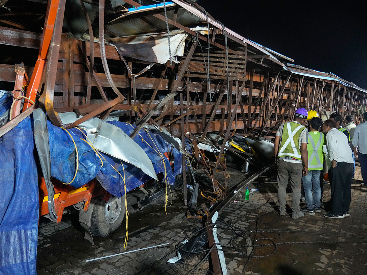 Massive Dust Storm, Season's First Rain In Mumbai Photos3