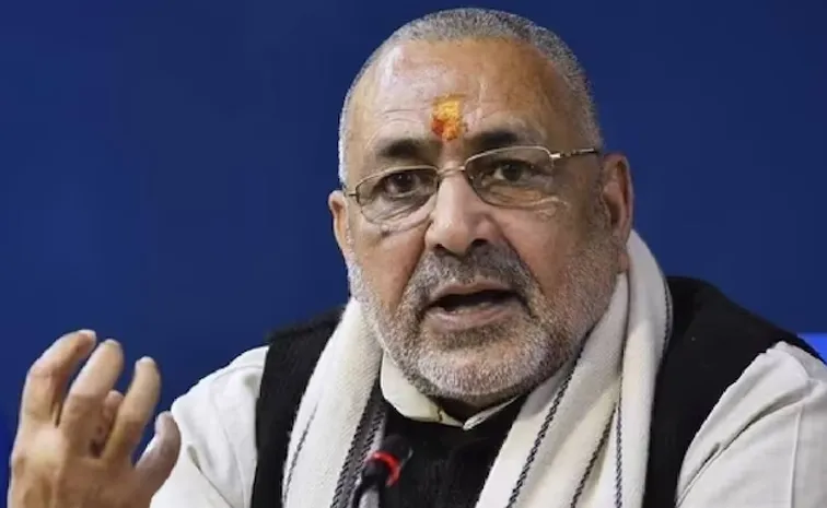 Giriraj Singh says Bangladesh for regime change Investors won't go there