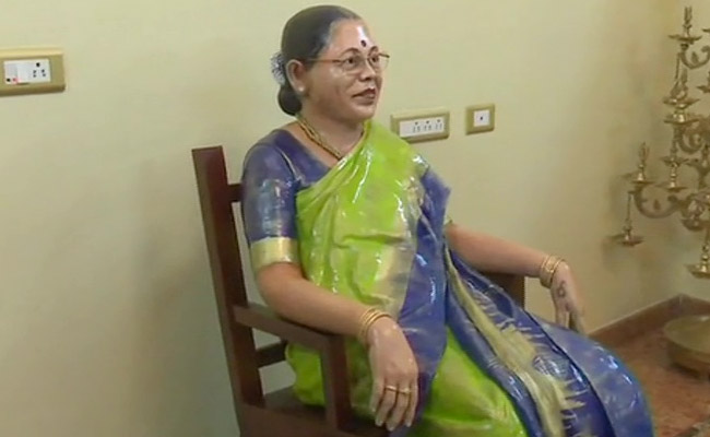 Tamil Nadu Businessman Honours Late Wife With Her Statue