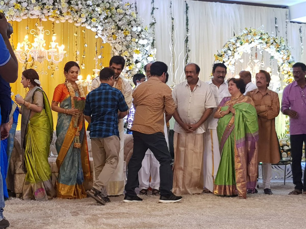Soundarya Rajinikanth Daughter Wedding Reception Photos - Sakshi