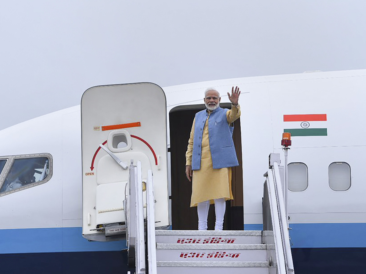 Prime Minister Narendra Modi gets grand welcome in Bhutan - Sakshi