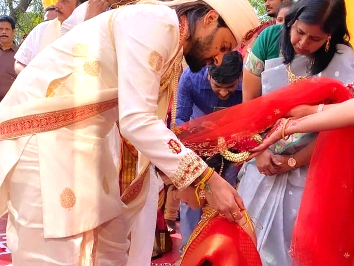 Sumanth Ashwin Deepika Wedding Photo Gallery - Sakshi