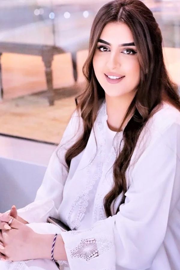 Dubai Princess sheikha Mahra Photos  - Sakshi