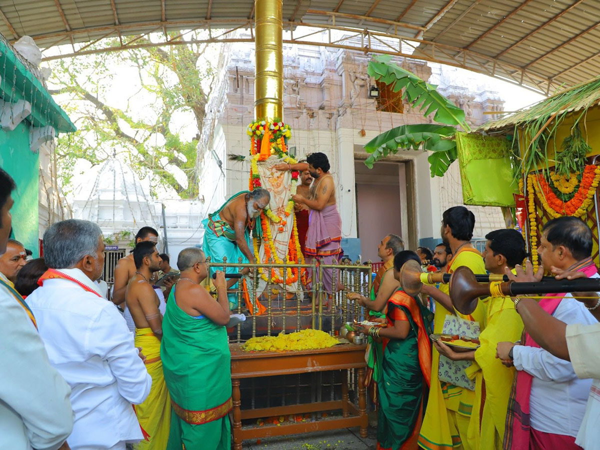 Shiva Kalyanam Mahotsav Celebrations in Raja Rajeshwara Temple - Sakshi