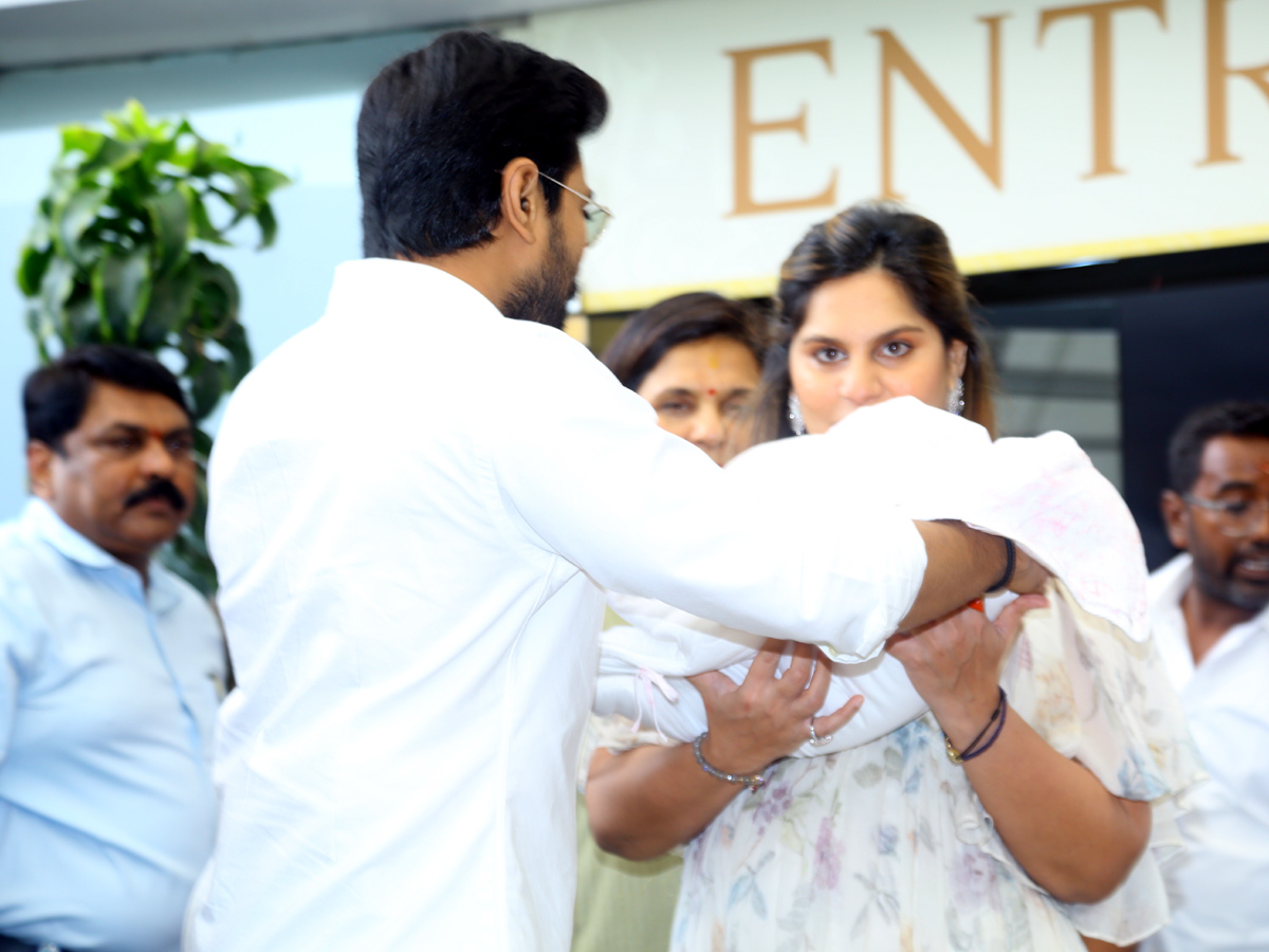 Ram Charan Wife Upasana Discharged From Apollo Hospital Photos - Sakshi