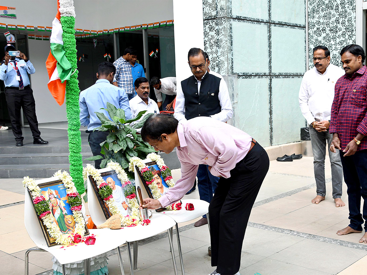 independence day celebration in sakshi office hyderabad - Sakshi