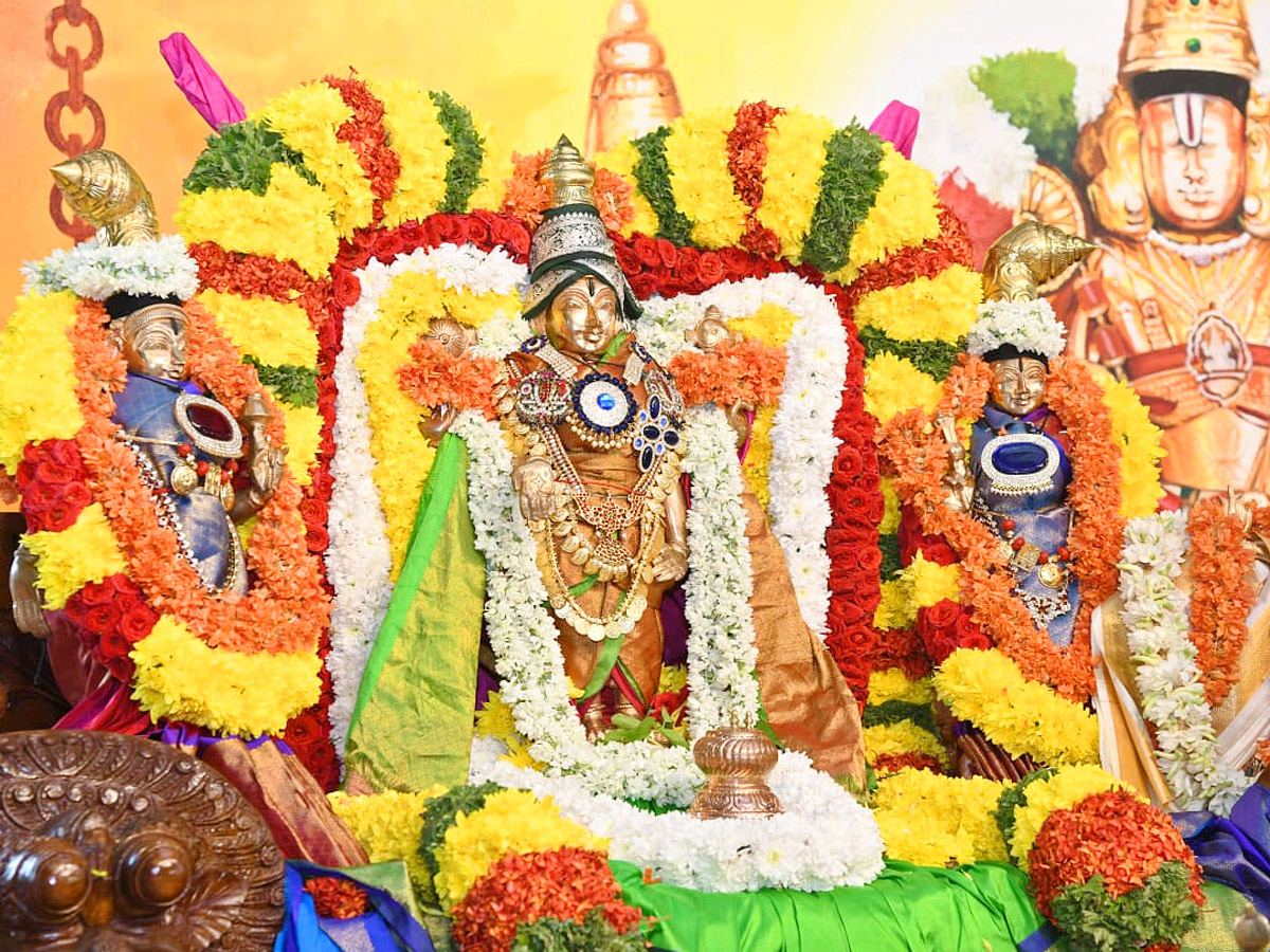 Sri Srinivasa Divyanugrah Homam PHotos - Sakshi