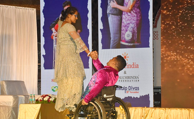 Sankalp Kiran Puraskar Award To Mary Kom PHotos - Sakshi