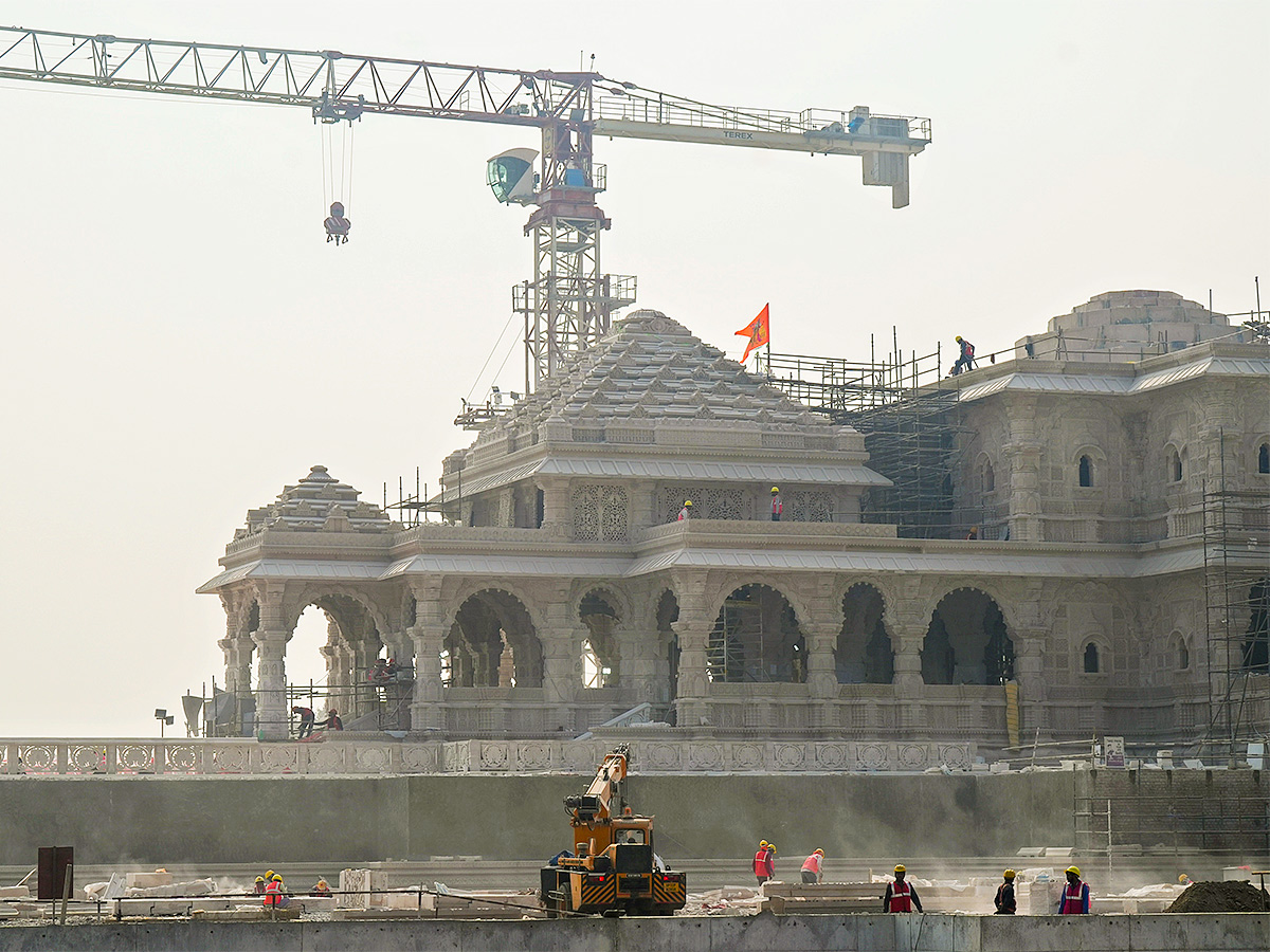 ayodhya new ram mandir photo - Sakshi