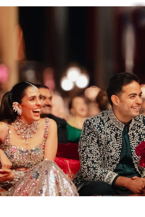 stars entertained guests at Anant Ambanis pre-wedding event in Jamnagar Photos - Sakshi