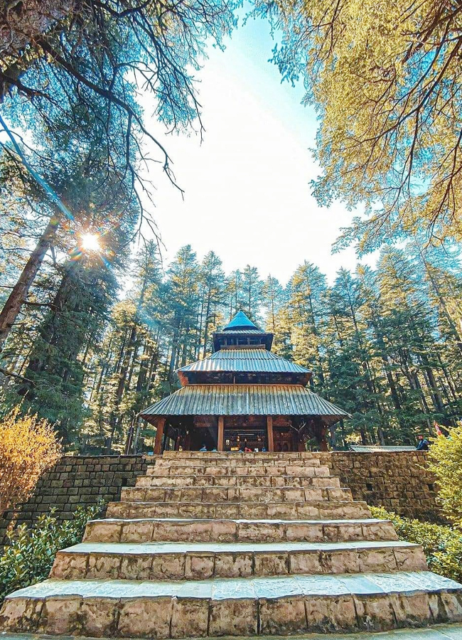 Hidimba Temple At Manali Covered With Snow - Sakshi