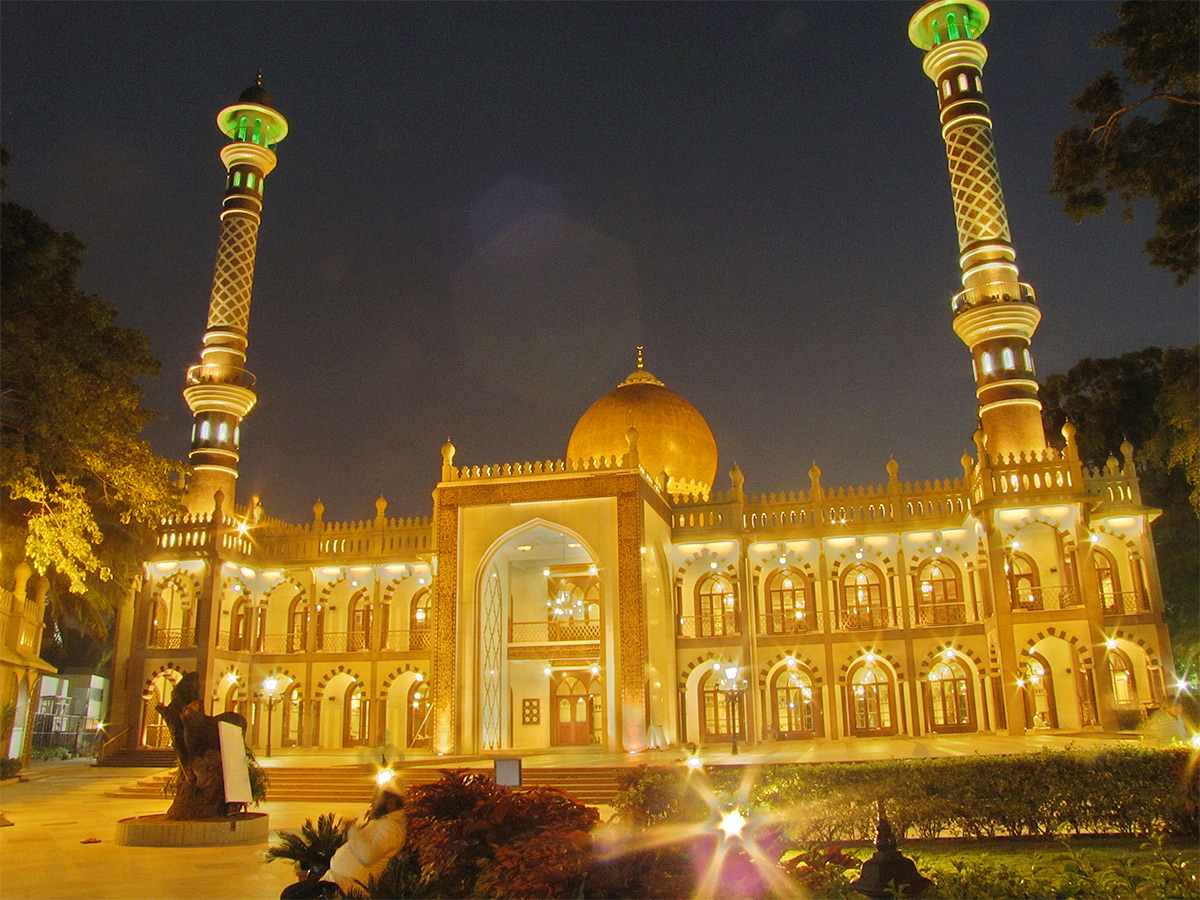 Ramadan Special Famous Mosques In India Photos - Sakshi