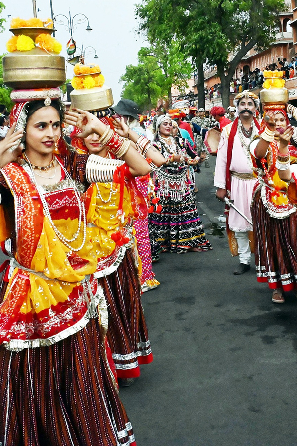 Celebrations Of Gangaur Festival In Jaipur Photos - Sakshi