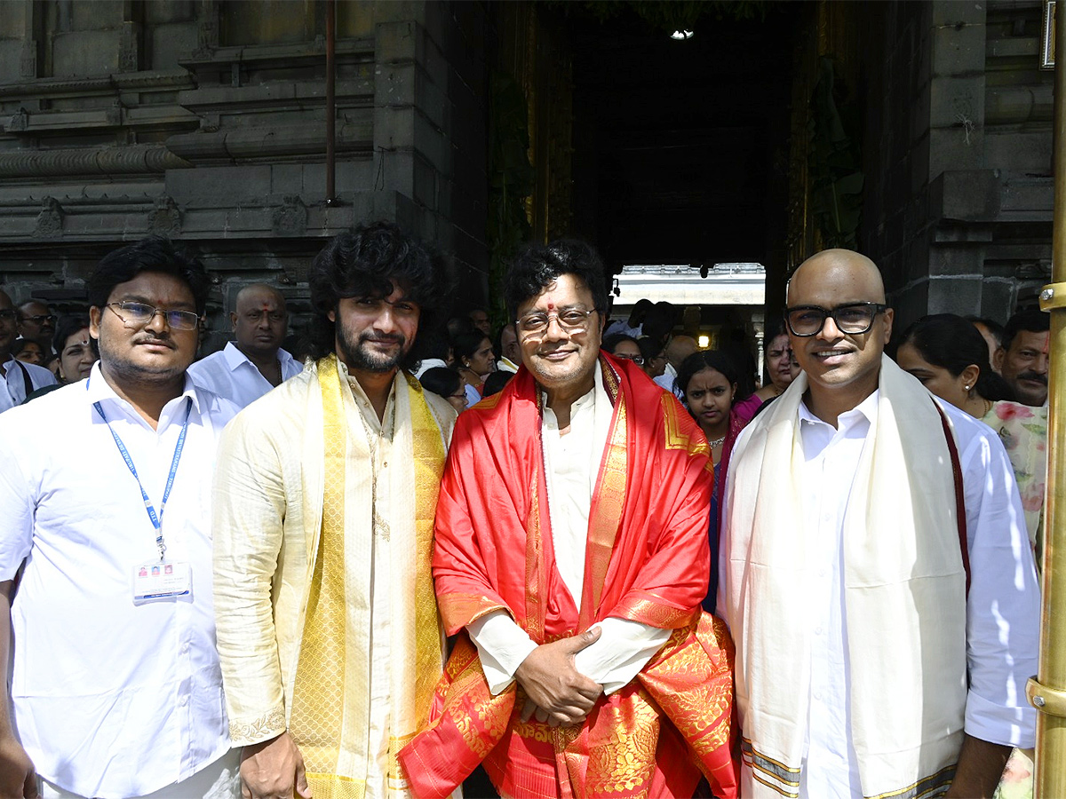 Actor Sai Kumar Family Visits Tirumala: Photos