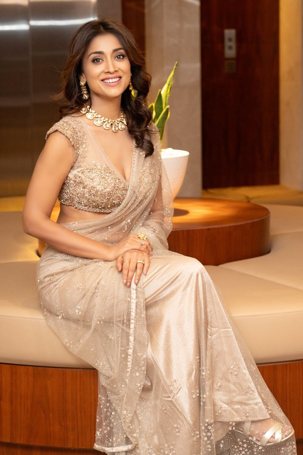 Actress Shriya Saran Looks Beautiful In White Saree