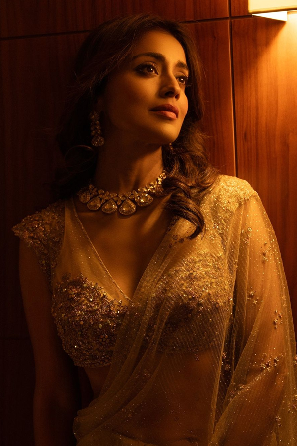 Actress Shriya Saran Looks Beautiful In White Saree
