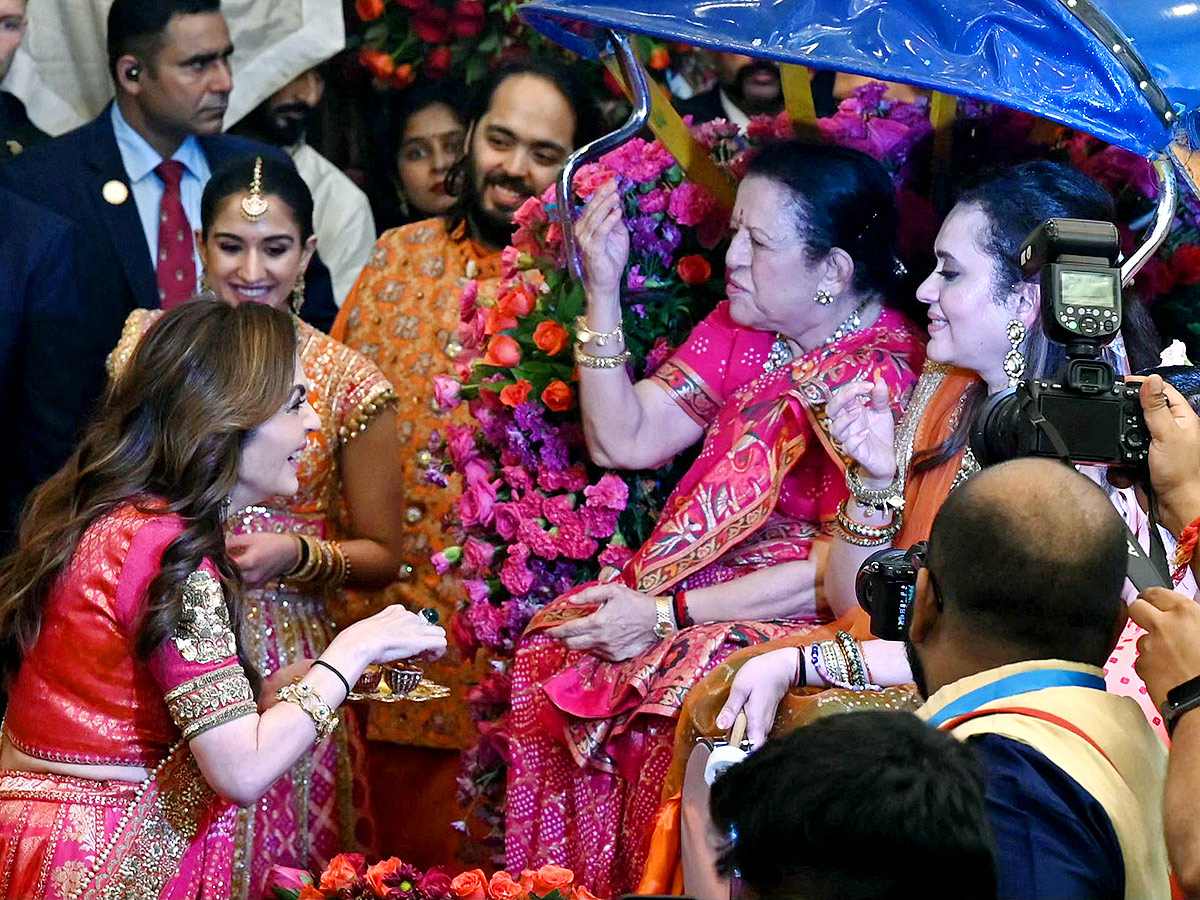 Anant Ambani And Radhika Merchants Mameru Ceremony Photos