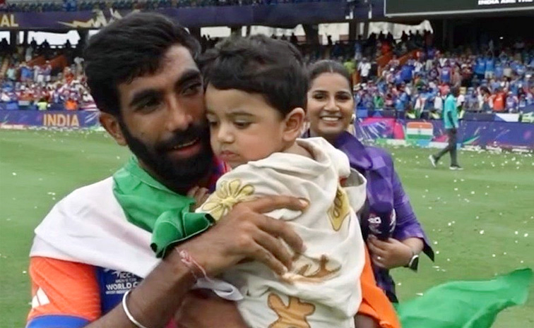 Narendra Modi Adorable moment with Jasprit Bumrah's son, photos goes viral