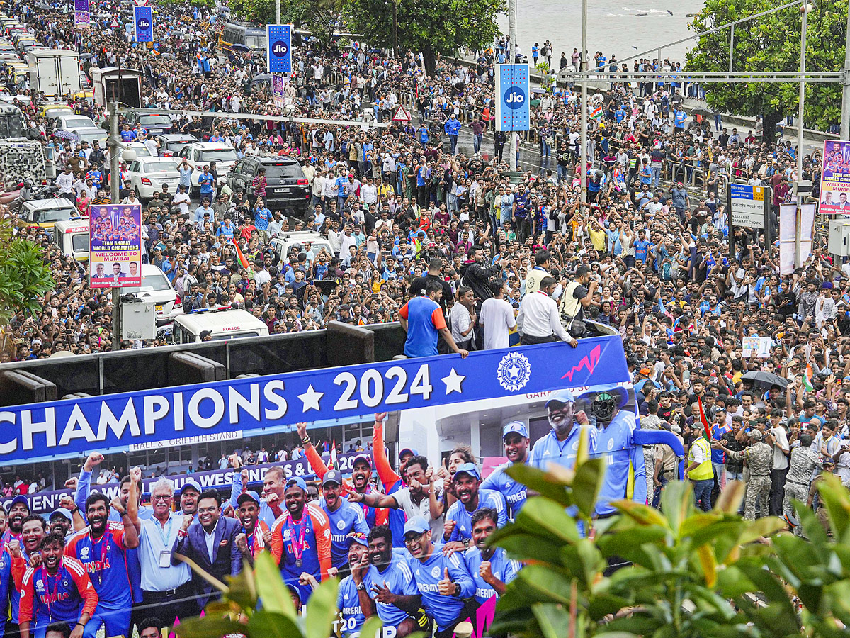 Team India T20 World Cup Victory Parade Photos