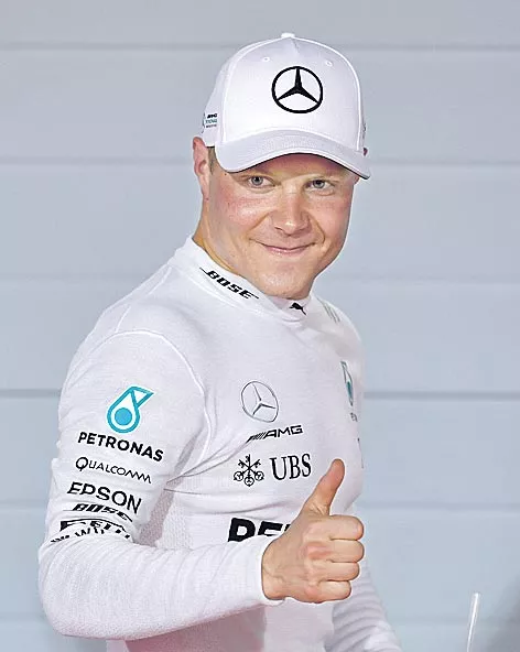 Valtteri Bottas beats Lewis Hamilton to pole position at Abu Dhabi - Sakshi