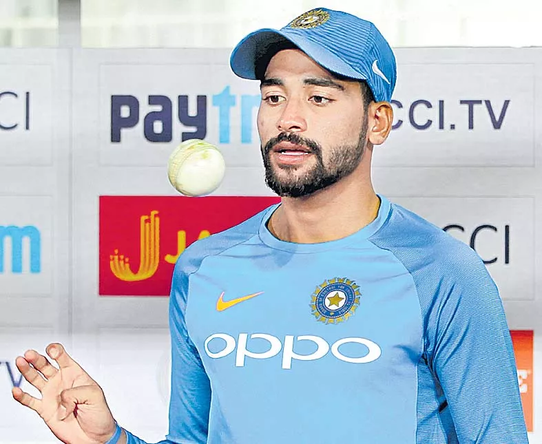 Virat Kohli and MS Dhoni Rested for T20I Tri-series in March in Lanka, Rohit Sharma to Lead - Sakshi