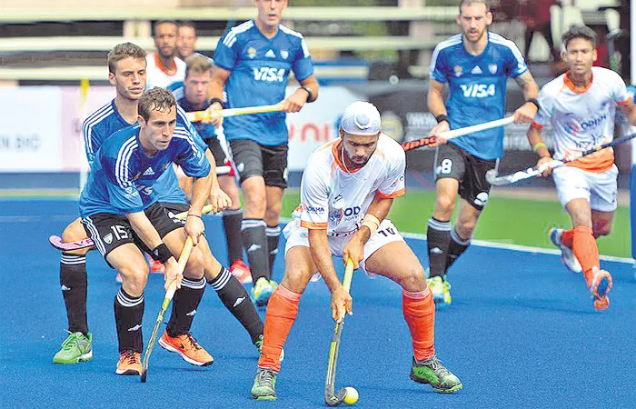Team india defeat in the hockey tournament - Sakshi