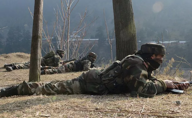 Pakistan Violates Ceasefire In Jammu Again - Sakshi