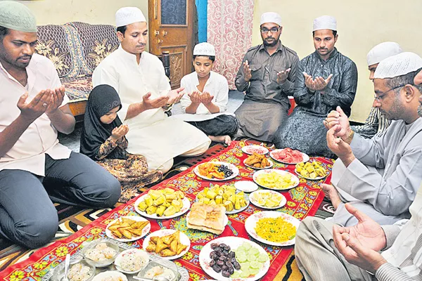 Sarkar Iftar today - Sakshi