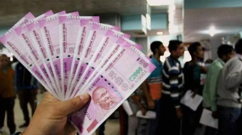 Central Staff Set To Get Yet Another Dearness Allowance Hike - Sakshi