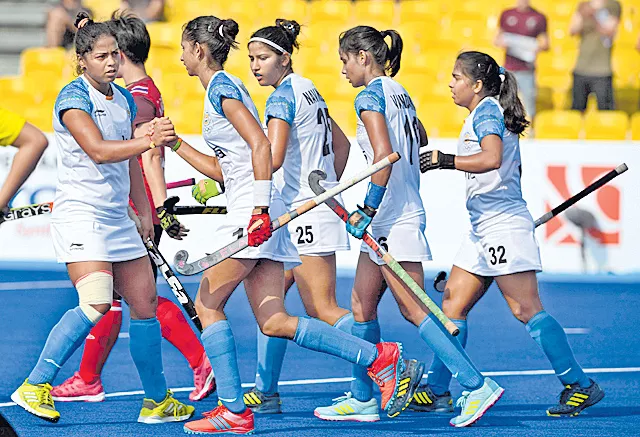  Indian women book SF spot with thumping win over Thailand - Sakshi