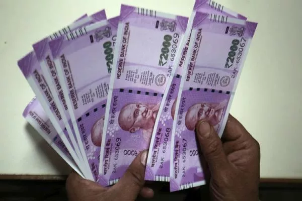 Netas, Managers Got The Biggest Pay Hikes Since 1993 - Sakshi