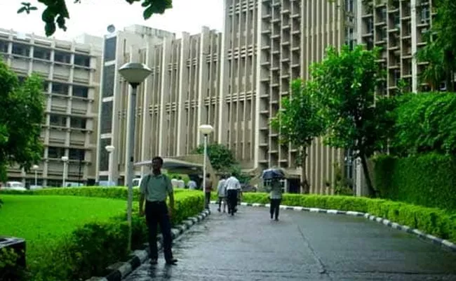 IIT Bombay Got Top Rank In QS Rankings For Indian Institutions - Sakshi
