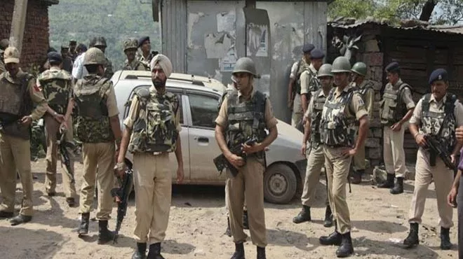 Six Lashkar Terrorists Killed In Encounter In Jammu and Kashmir - Sakshi