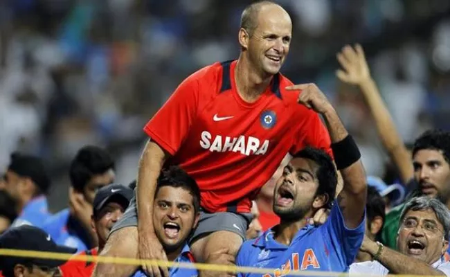 Gary Kirsten To Appear For India Womens Coach Interviews - Sakshi