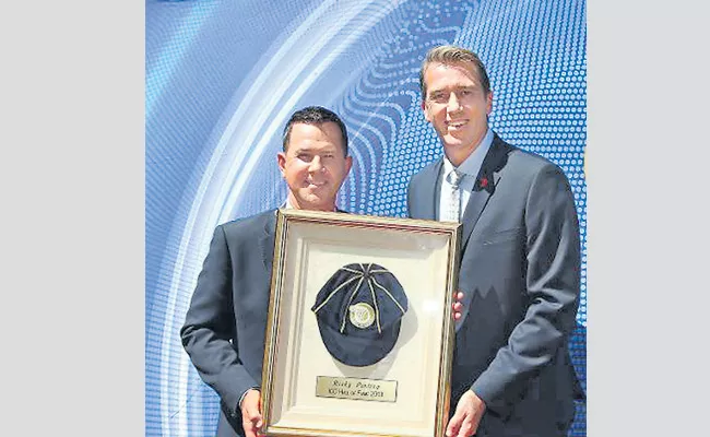  Ricky Ponting Inducted Into ICC Hall of Fame, Felicitated at MCG - Sakshi