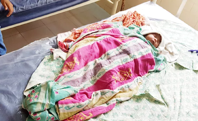 Staff Nurse Negligence on Pregnant Woman in PHC Guntur - Sakshi