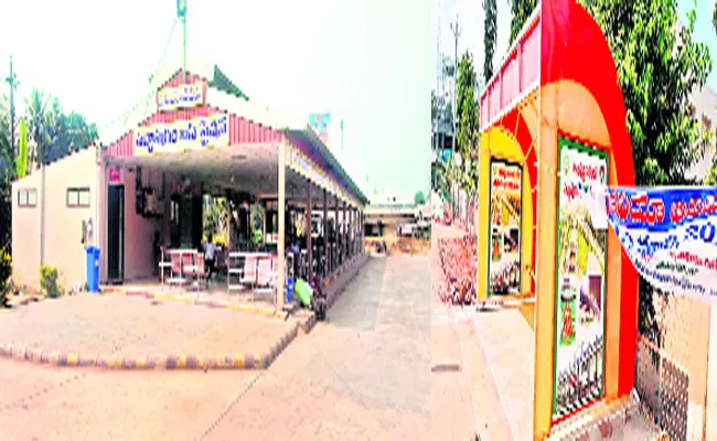 Nimmakayala Chinarajappa Neglects The Development In Peddapuram Constituency - Sakshi