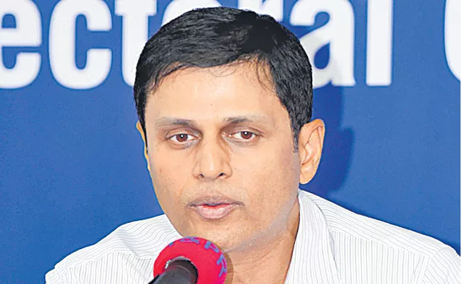 Do not broadcast political movies Says CEO Rajath kumar - Sakshi