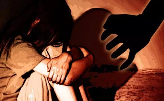 Rape Attempt By Father In Kakinada Rural - Sakshi