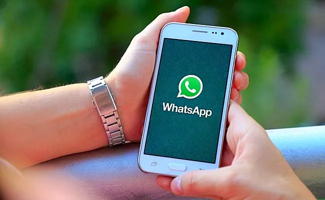 WhatsApp Beta Update Stops Users from Saving Profile Pictures - Sakshi