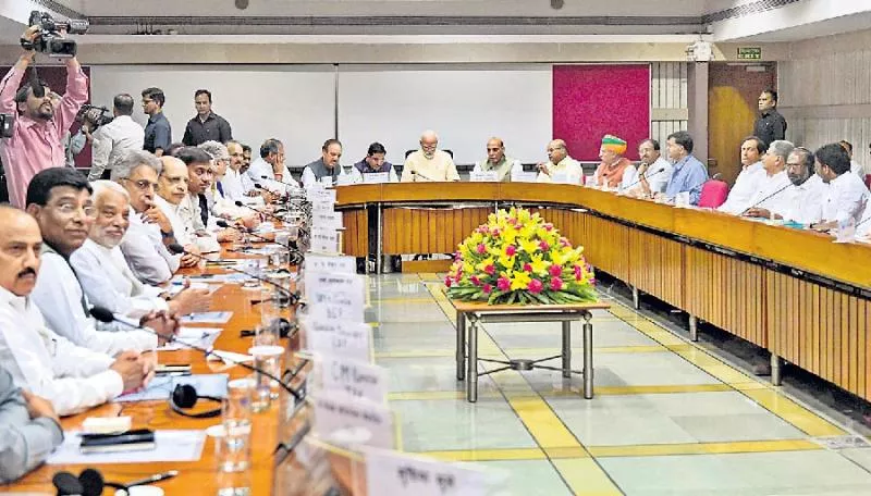 At all-party meet chaired by PM Modi, unemployment, farmer distress - Sakshi