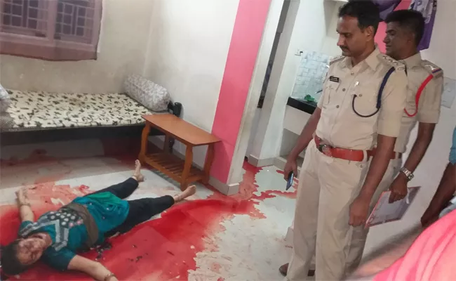 Woman Killed in Madanapalle - Sakshi
