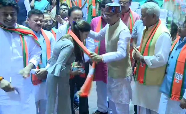 Sapna Choudhary joins BJP in Delhi - Sakshi